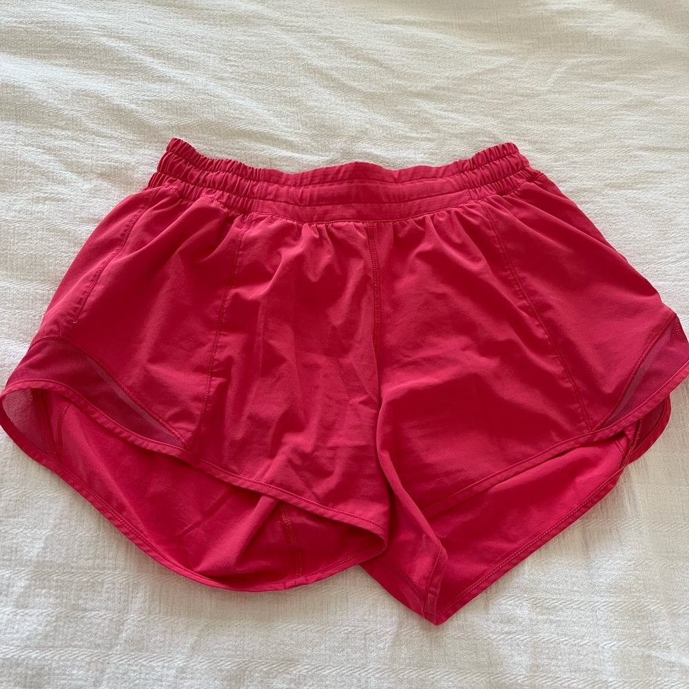 Lululemon pink hotty hot shorts